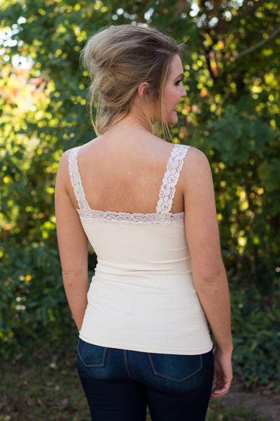Curvy| Ahh-Mazing Lace Short Shaper - Latte