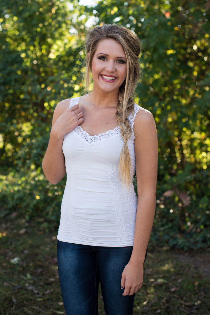 Curvy| Ahh-Mazing Lace Short Shaper - White